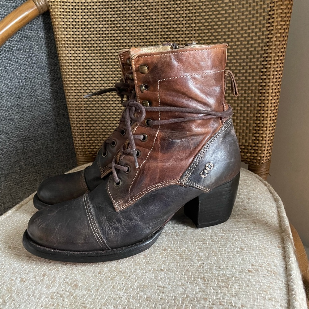 BED STU TEAK BLACK RUSTIC Judgement Boots size 10